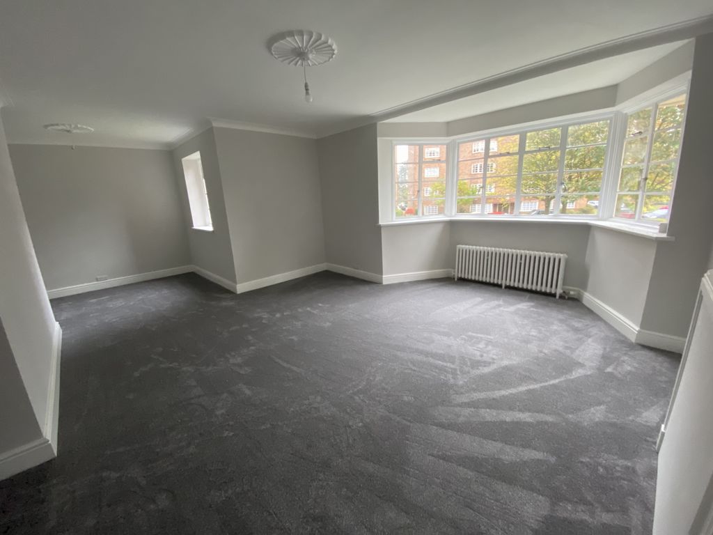 Thumbnail New to the market **A two bedroom Flat Refurbished**